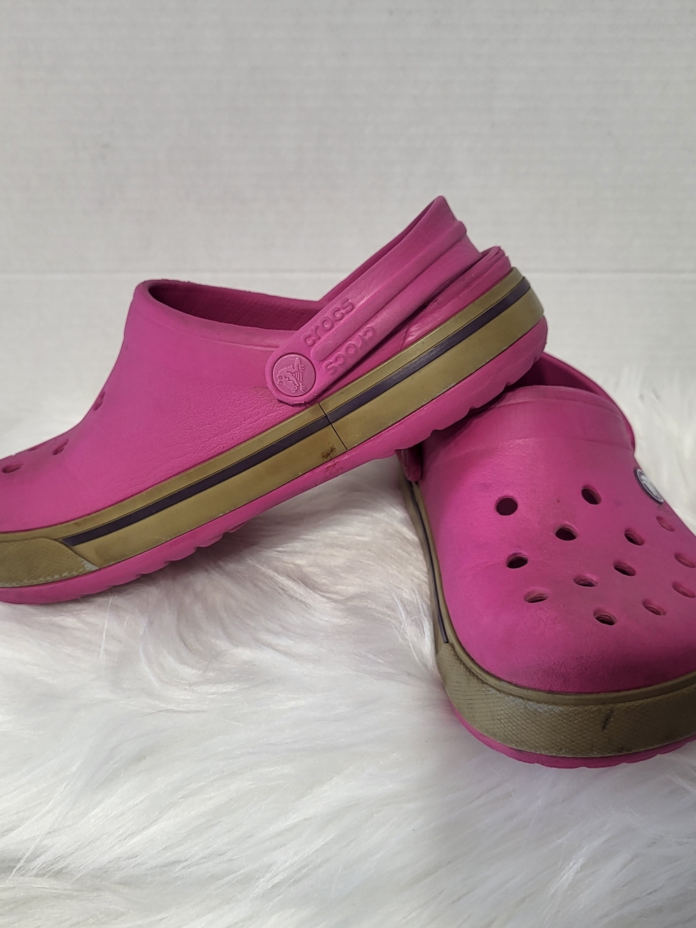 Classic Crocs Clog in Bright Pink with Olive Trim, Size Junior 3
